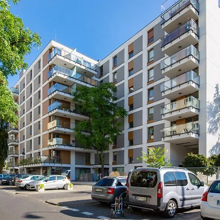 Business Center By Renters Apartment